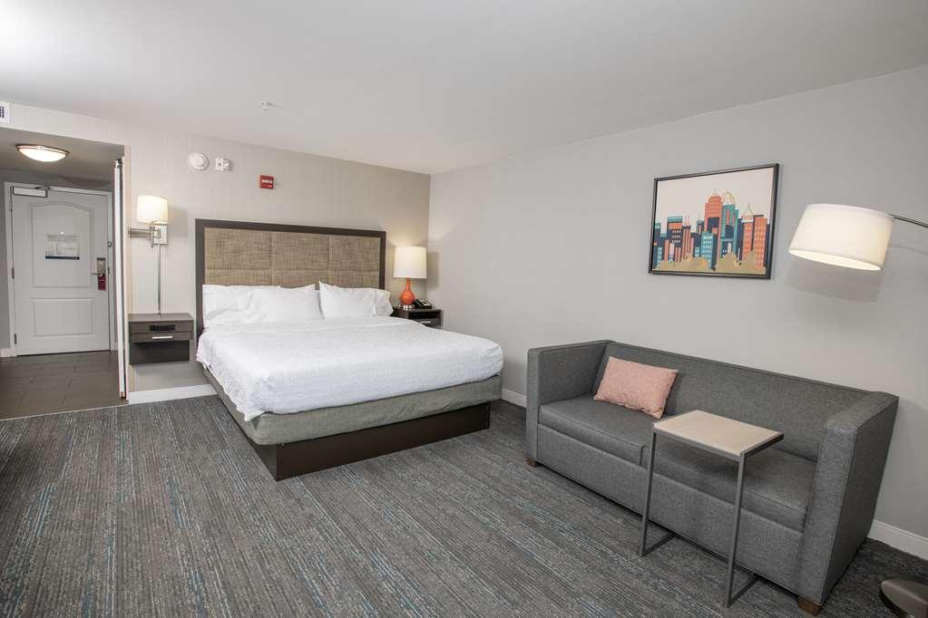 Hampton Inn & Suites - Cincinnati/Kenwood, Oh Silverton Room photo