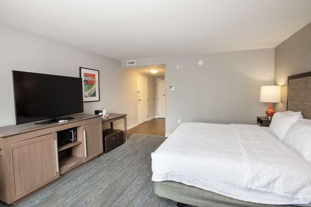 Hampton Inn & Suites - Cincinnati/Kenwood, Oh Silverton Room photo